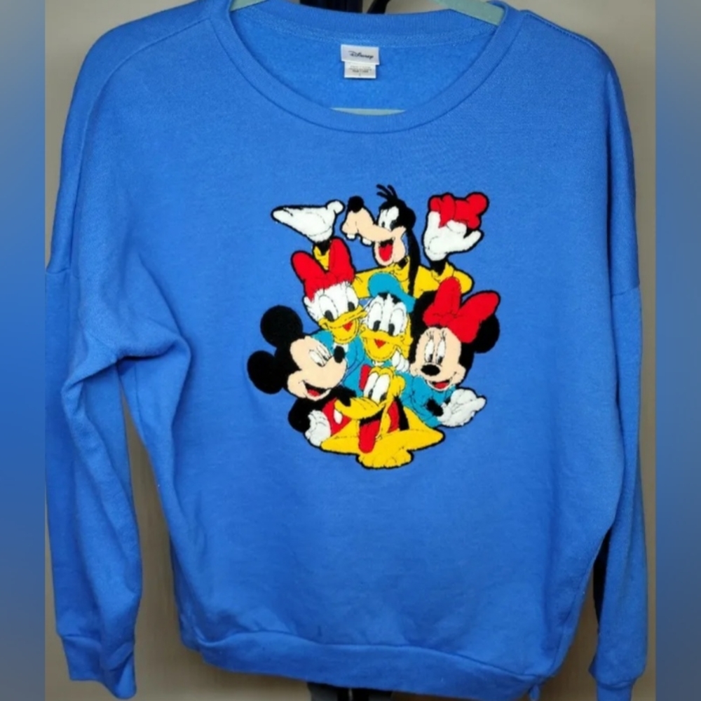 Disney Mickey and Friends Vintage Crewneck Blue Sweatshirt Jounior  Size XXL